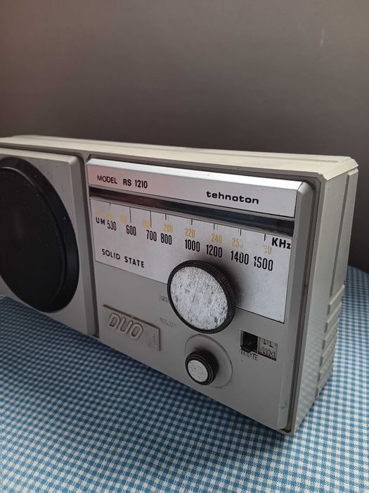 Radio vechi Romanesc Tehnoton DUO model RS 1210, de colectie, Perioada Comunista RSR, Functional