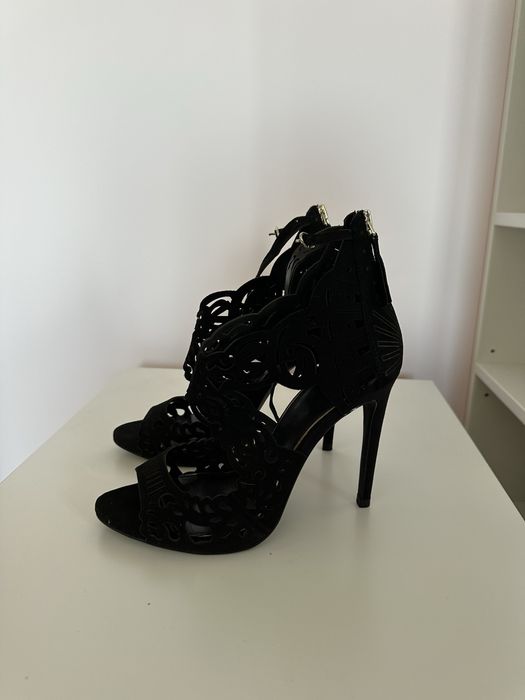 Токчета черни велур