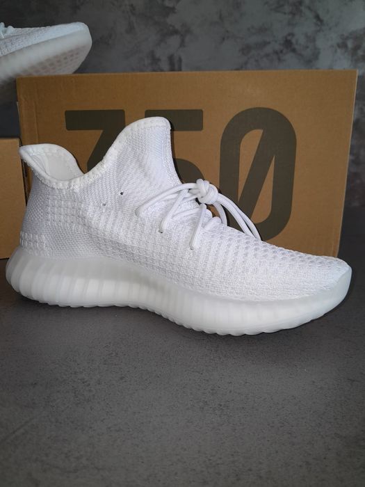 Yeezy Boost Mărimea 38-37‼️