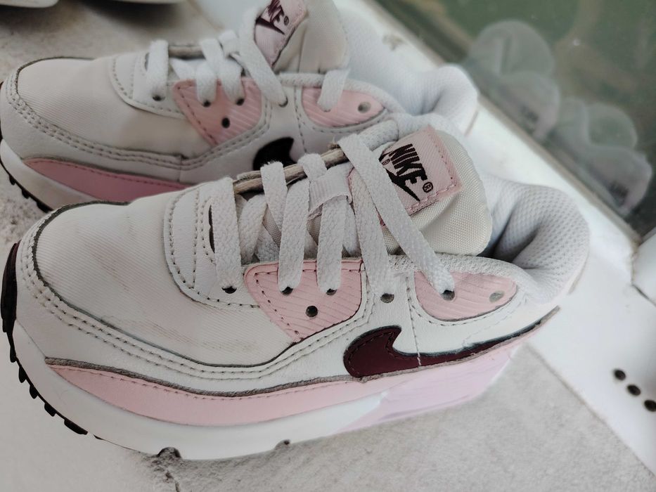 Маратонки за момиче Nike