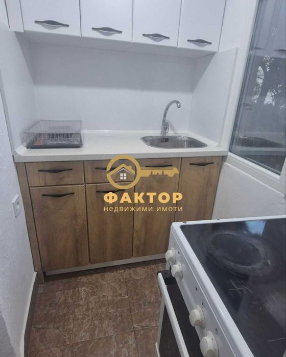 Двустаен апартамент под наем в К. Париж