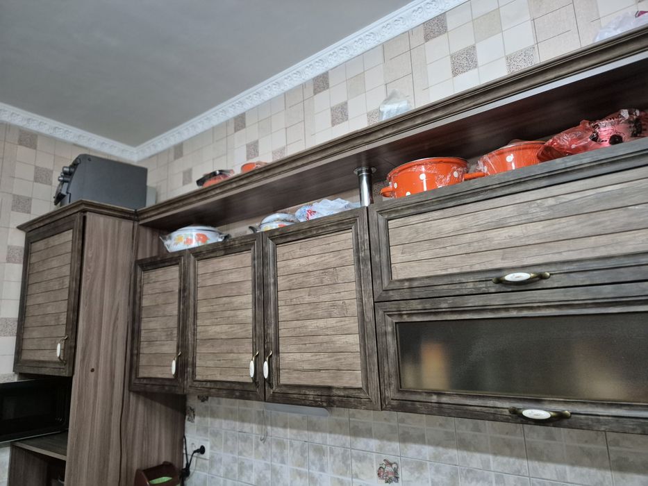 Продается кухонная гарнитура. (СРОЧНО)
