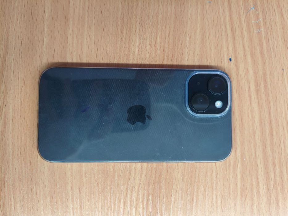 Айфон 15 в хорошем состоянии