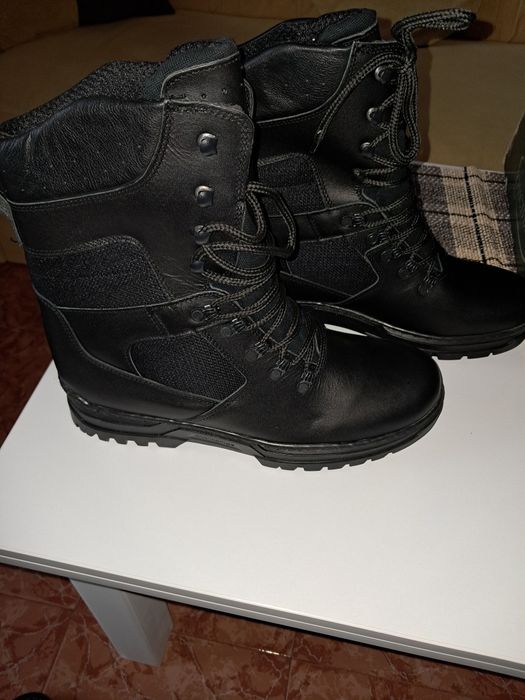 Продавам обувки кубинки