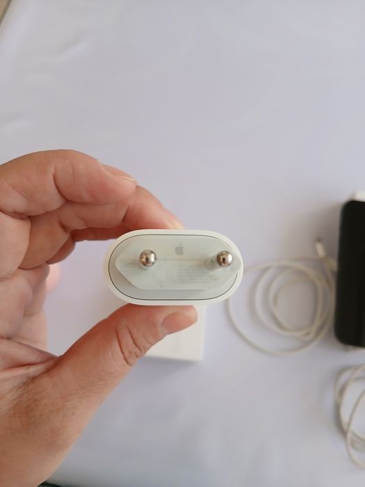 Продам Iphone 15