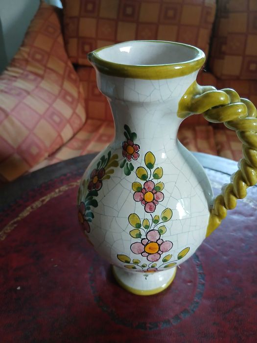 Vas ceramic pentru decor