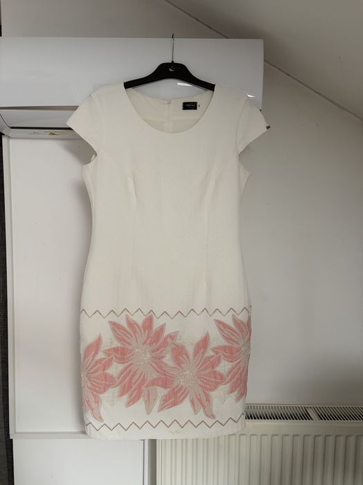 Rochie alba medie marime 44
