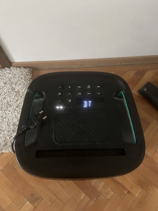 Vand Boxa Hisense Rocker Party OnePlus