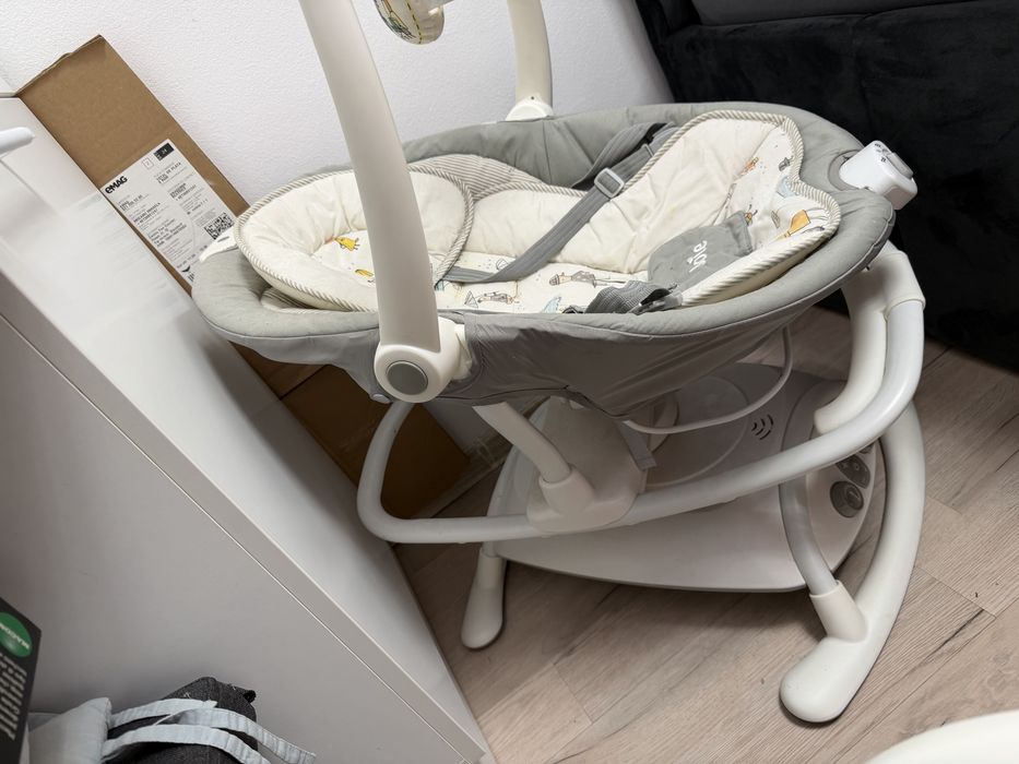 Joie Relax pentru bebeluși Leagăn Sansa In the Rain cu Vibrații pentru Copil până la 13kg