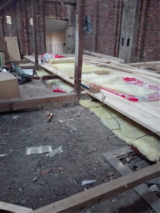 Acoperișuri (lucrări mici la înțelegere)