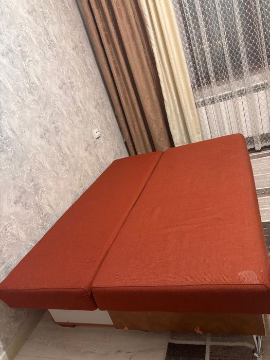 Продается диван тахта