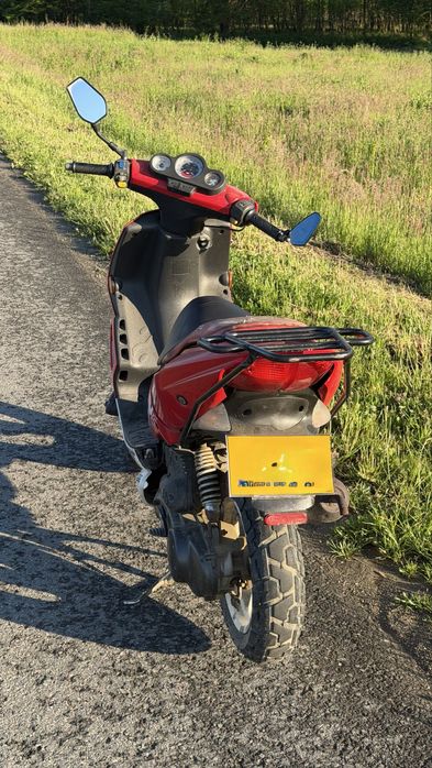 Vănd scuter 49 cc cu acte
