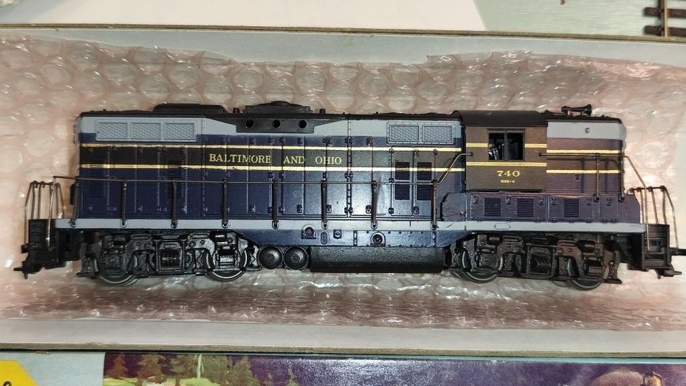 Locomotiva scara HO, Athearn 740 Baltimore & Ohio in cutie