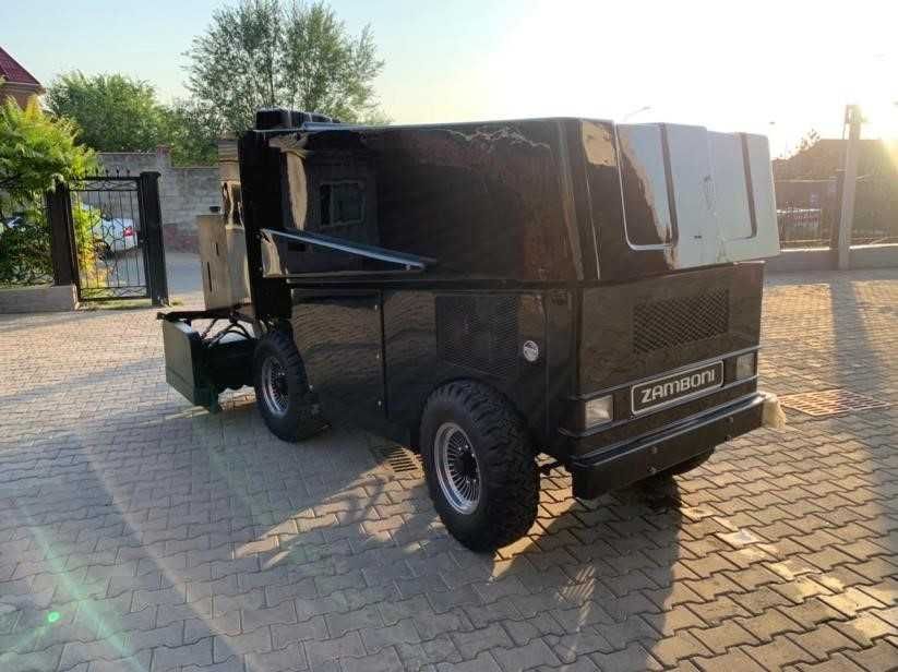 Ледоуборочная Zamboni