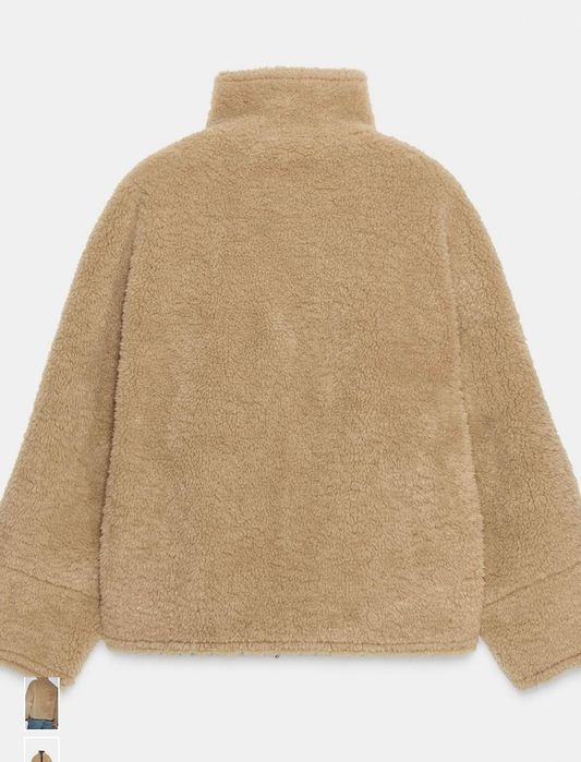 Zara
Двулицево яке от изкуствена агнешка кожа zw collection