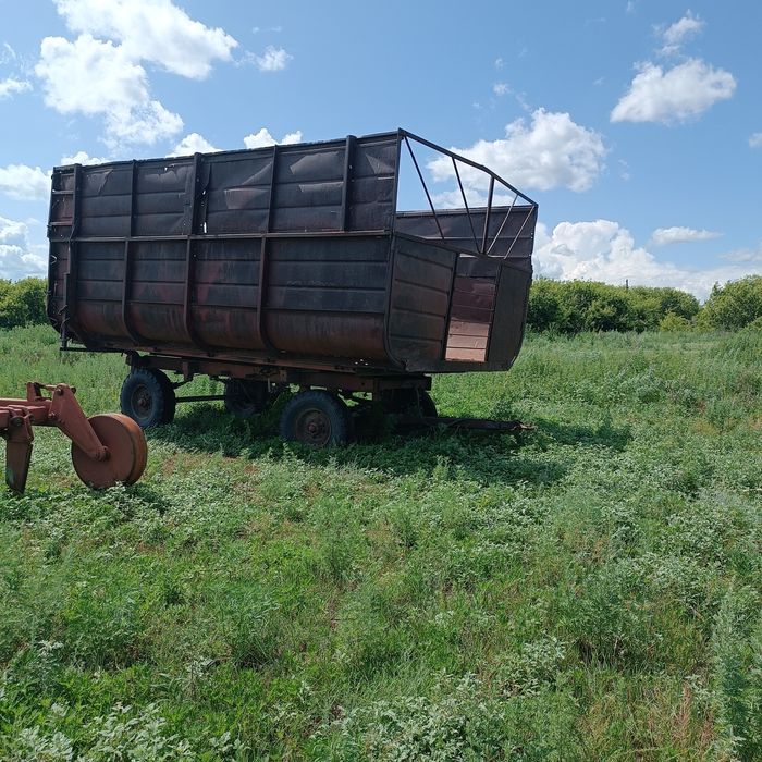 Телега ПТС-4 в хорошем состоянии