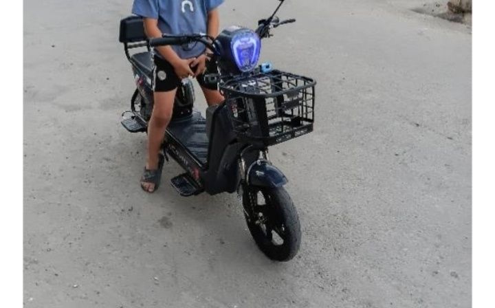 Продам мопед ,для быстрого передвижения.