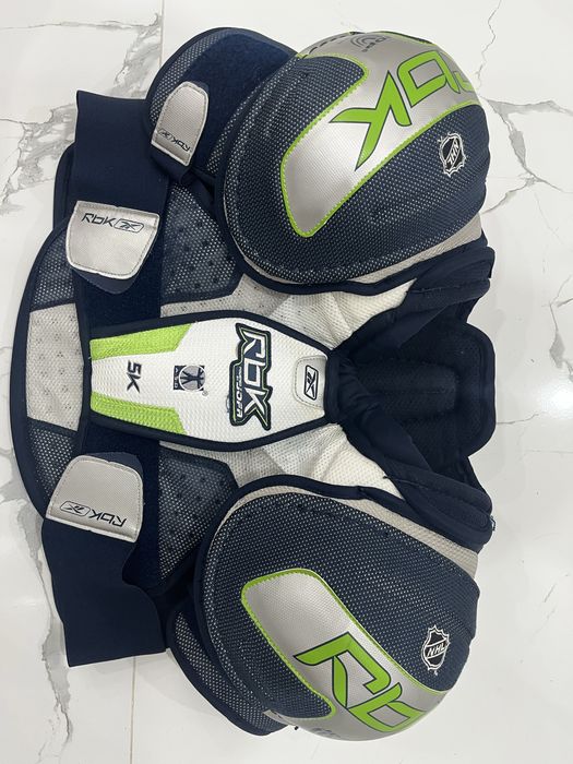 Комплект хоккейной экипировки