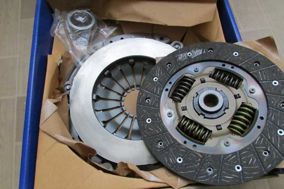 Диск сцепления в сборе NEXIA DOHC VALEO