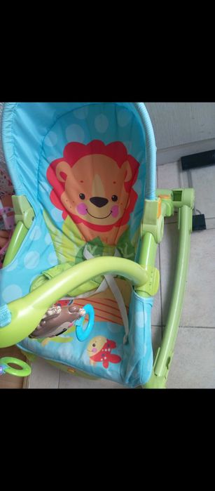 Продавам бебешки шезлонг