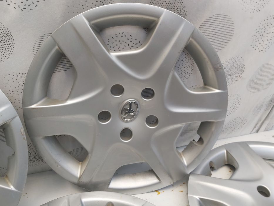 Тасове Toyota 16 оригинални