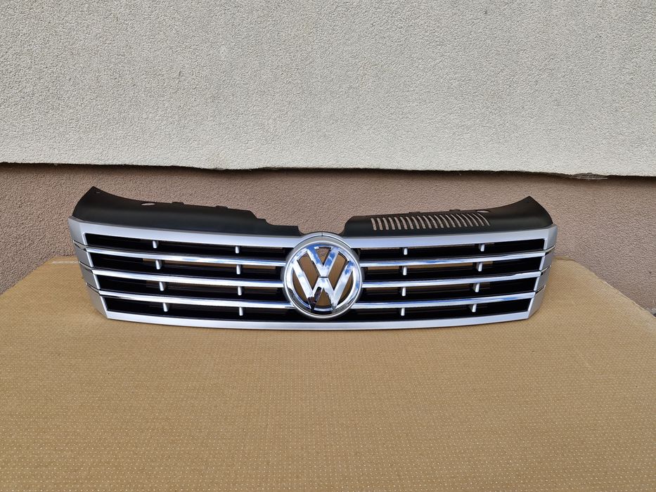 Grila centrala Vw Passat CC facelift 2012-2016