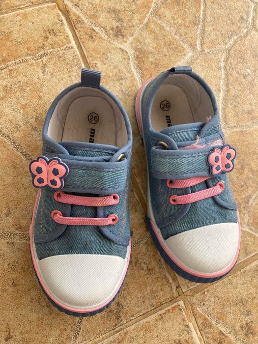 Детски обувки / маратонки 25,26