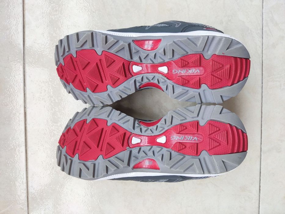 Туристически обувки номер 39