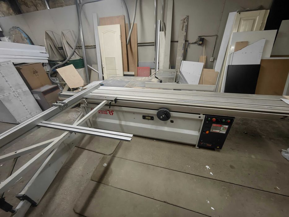 Форматно-раскроечный станок Robland z320