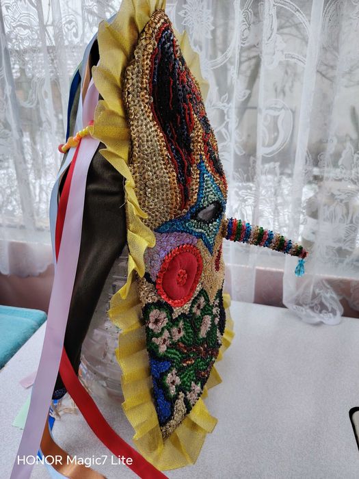 Кукерска маска/гугла