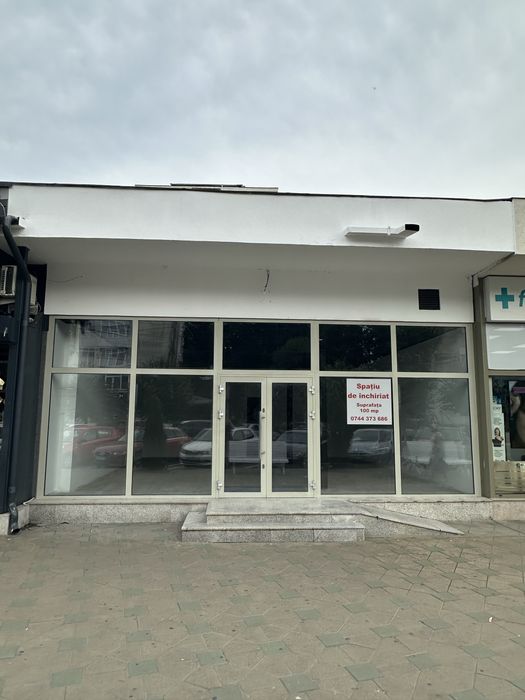 Spatiu comercial ultracentral de inchiriat in Onesti