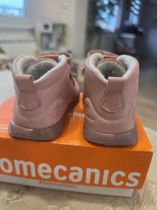 Топли обувки Biomecanics