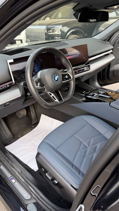 BMW i5 40L edrive full