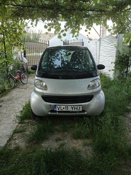 Vând Smart 1000€
