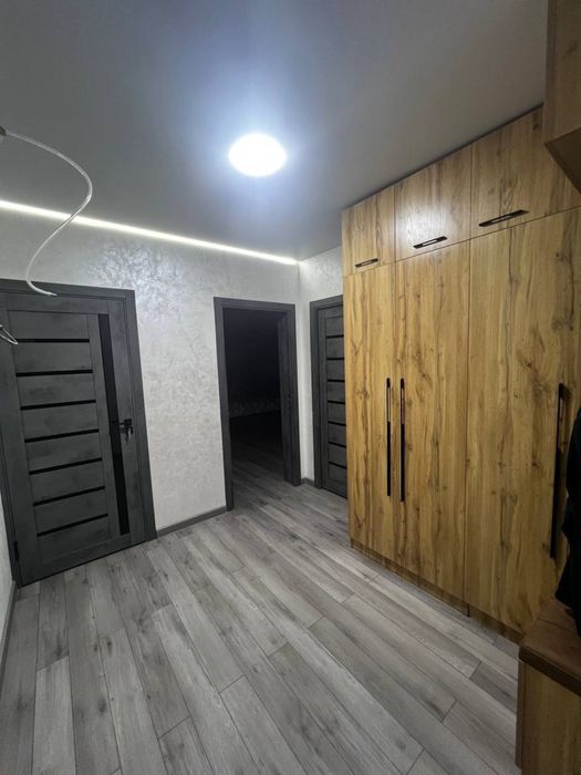 Октяабирь 2х срочно сдаётся
