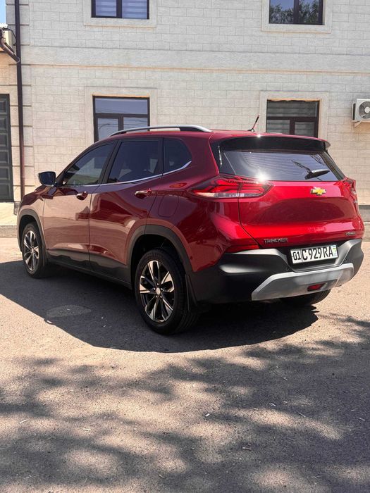 Продается свой  CHEVROLET TRACKER 2 Premier