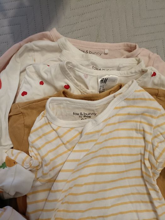 Lot 80 articole haine fetita 9-18luni