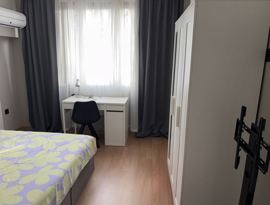 Дава се под наем Тристаен апартамент в Варна, Базар Левски - 100 кв.м за 1020 € - Снимка #17