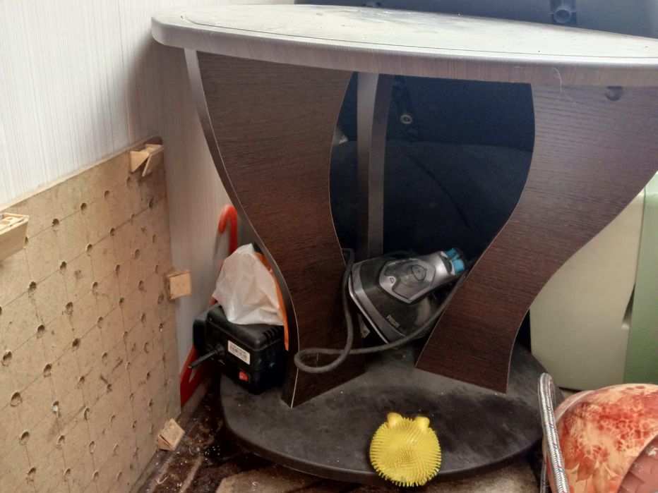 Журнальный столик