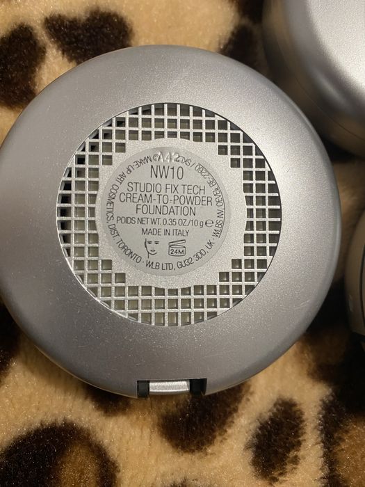 Fond de ten Mac Studio Fix Tech