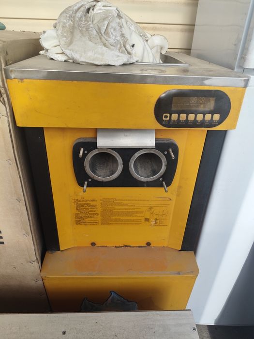 Мороженое аппарат