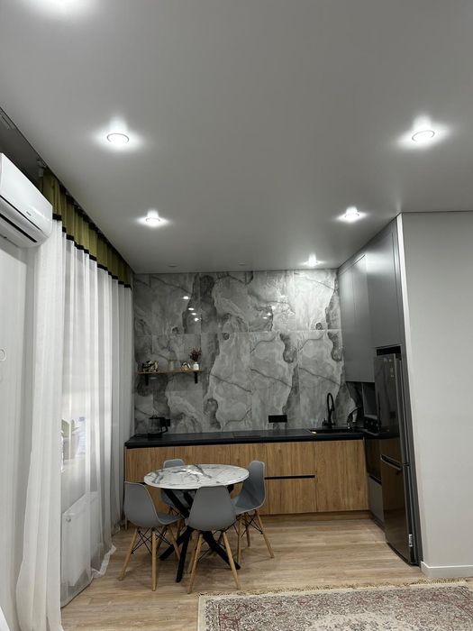 Сдам евротрехкомнатную