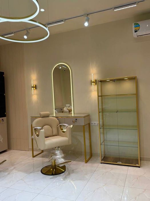 Элитный салон продаётся или сдаётся в аренду.