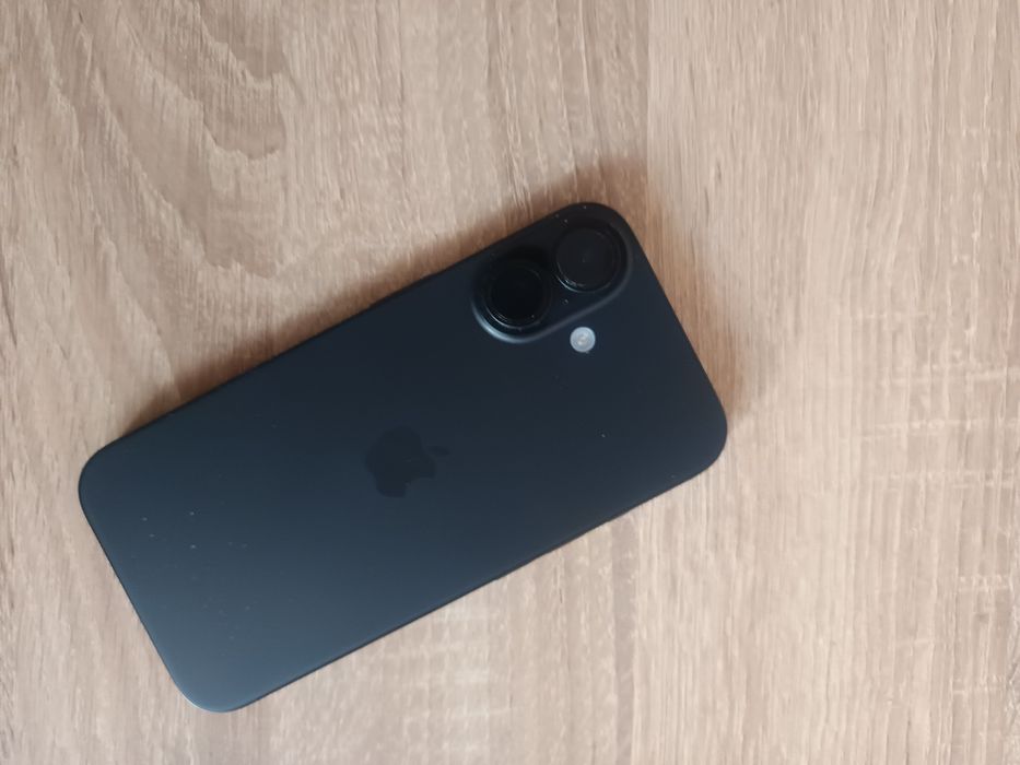 Iphone 16 перфектен