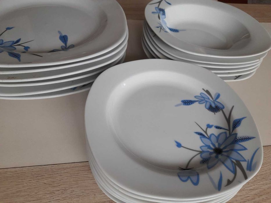 Порцеланов сервиз за хранене 18 части