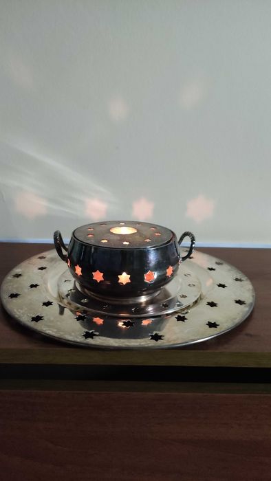 Посребрен комплект 2 плата+съд за подгряване