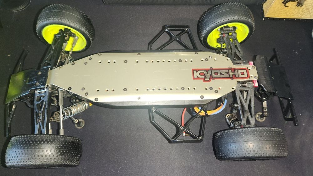 Shortcourse Kyosho 1/10 2wd