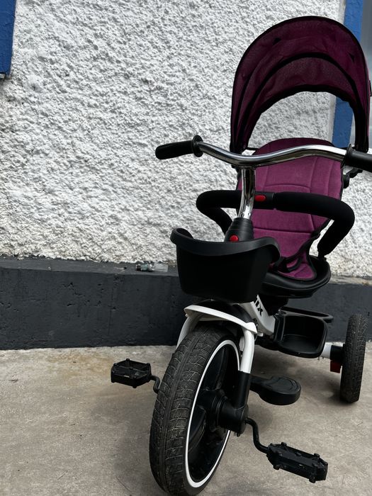 Детский трехколесный велосипед