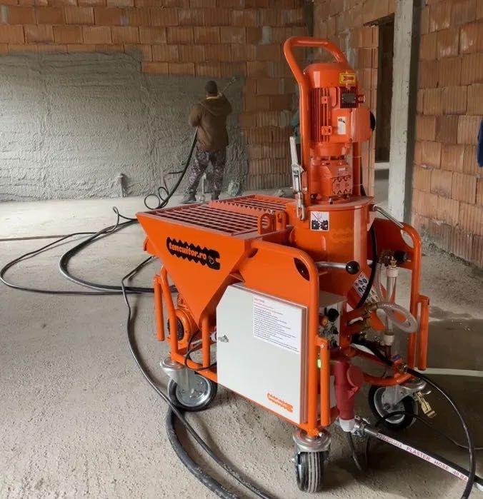 masina de tencuit , pompa de tencuit , tencuiala mecanizata , RATE !