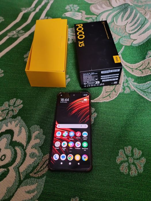 Смартфон Poco x5